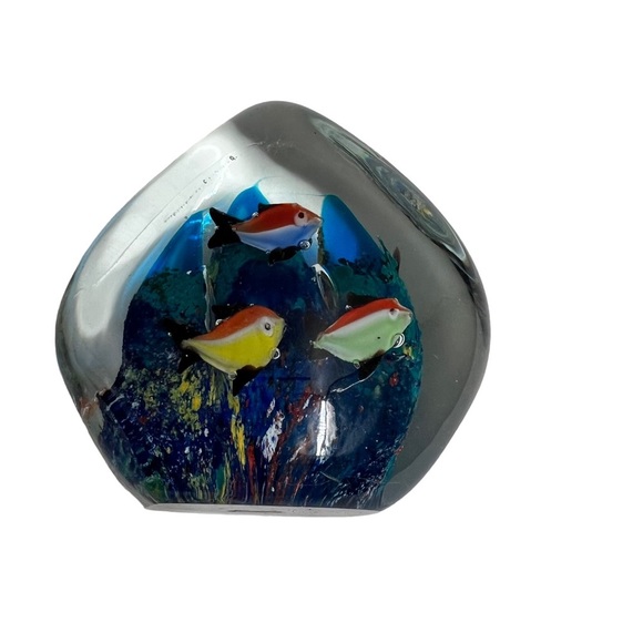 VINTAGE CORAL REEF AQUARIUM COLLECTIBLE PAPER WEIGHT - Picture 2 of 8